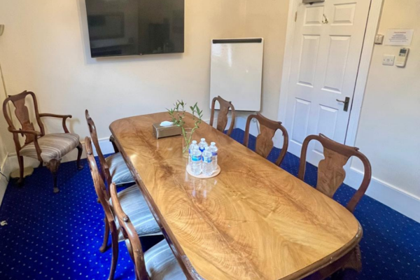 MEETING ROOM